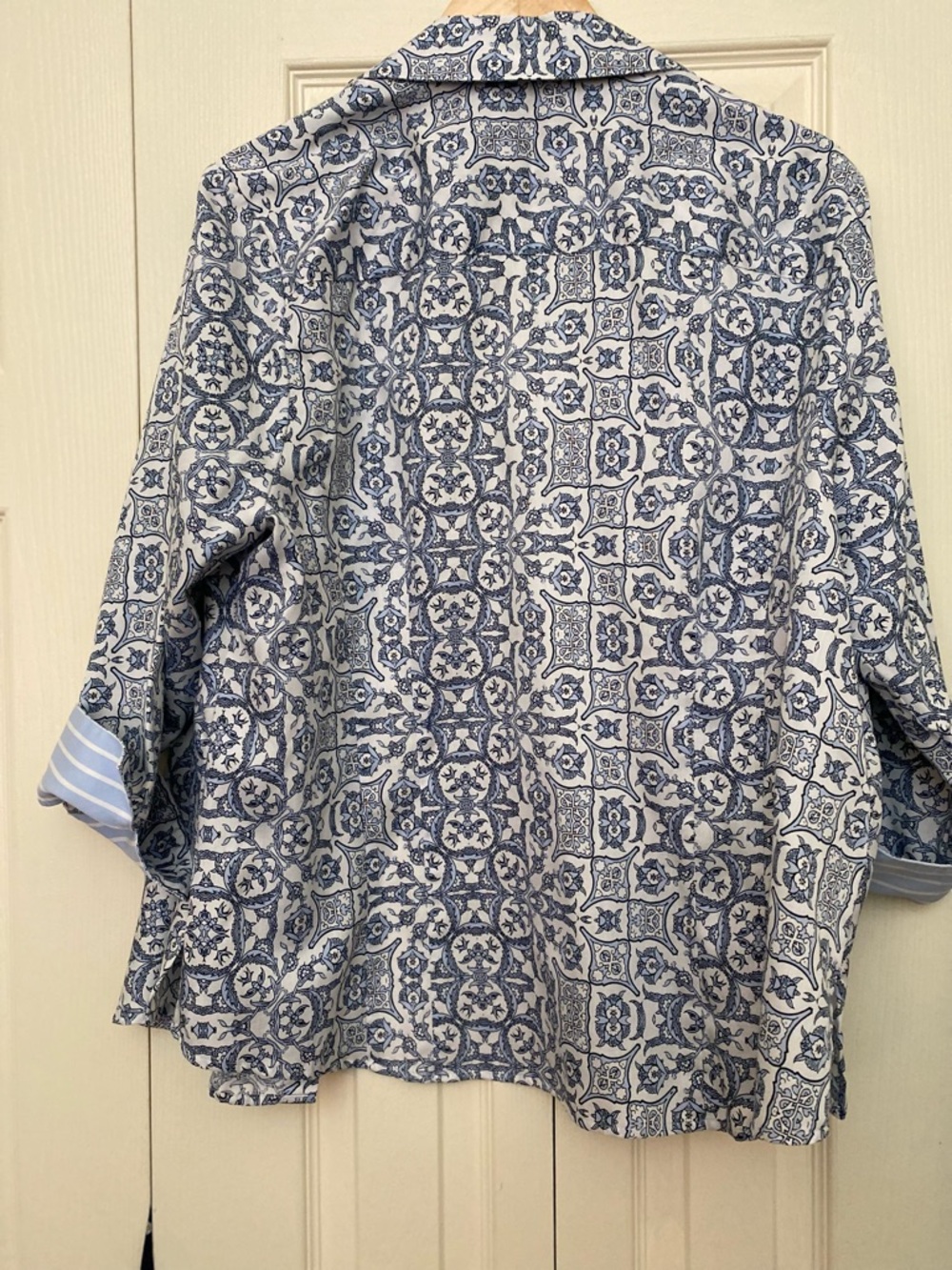Foxcroft Blue and White Printed Blouse - Picture 4 of 4